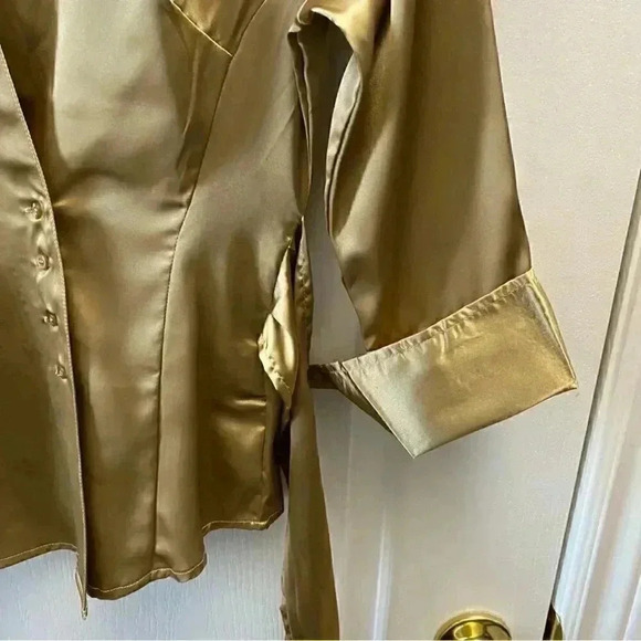 Suzy Shier Wrap Blouse Gold Satin V Neck Tie Waist 3/4 Sleeve Sash  Belt Size XS - Picture 10 of 16